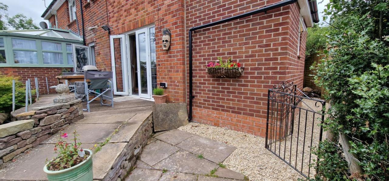 Koi Pond Annex Hotel Coleford  Exterior photo